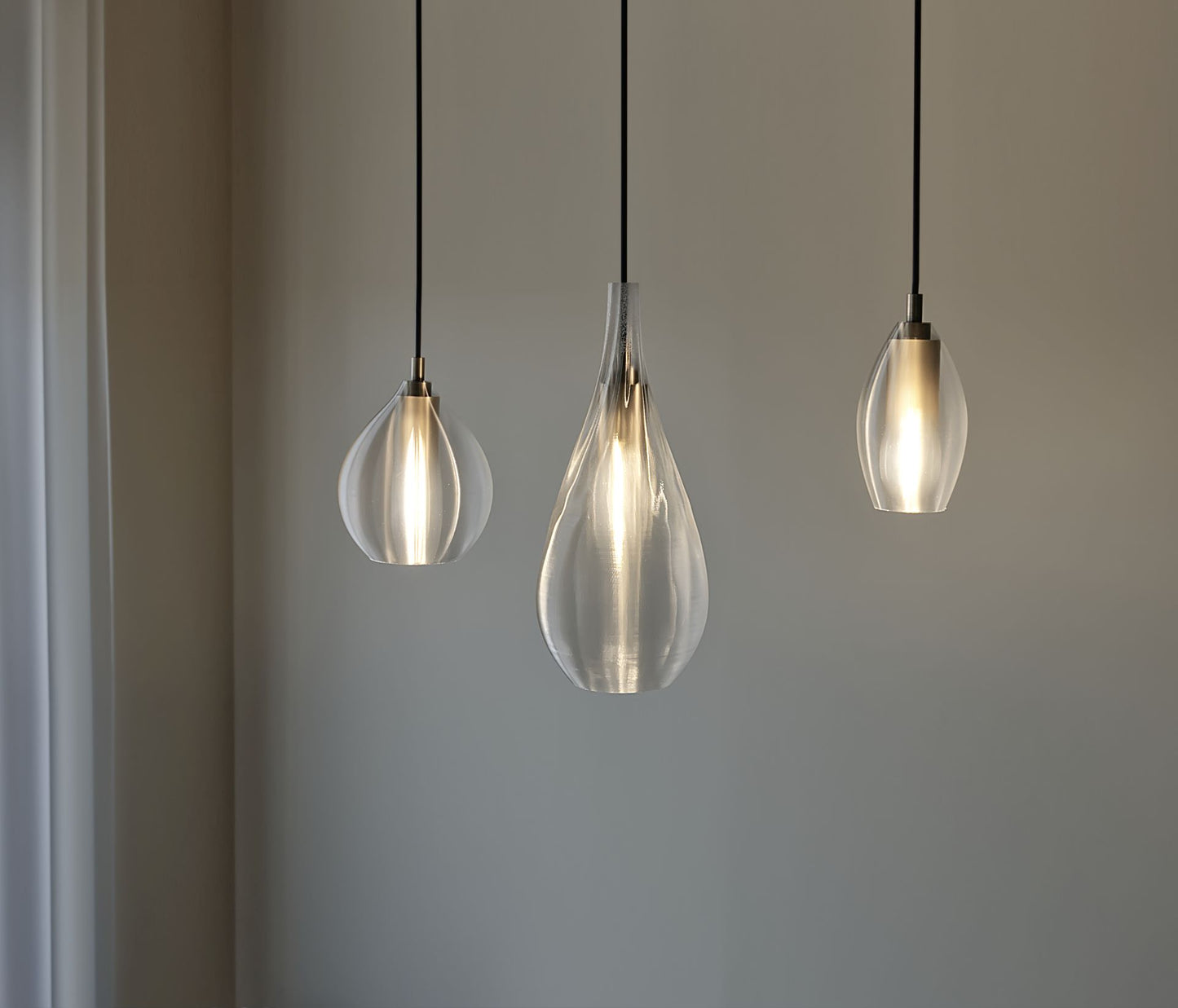 DROP L Pendant Light